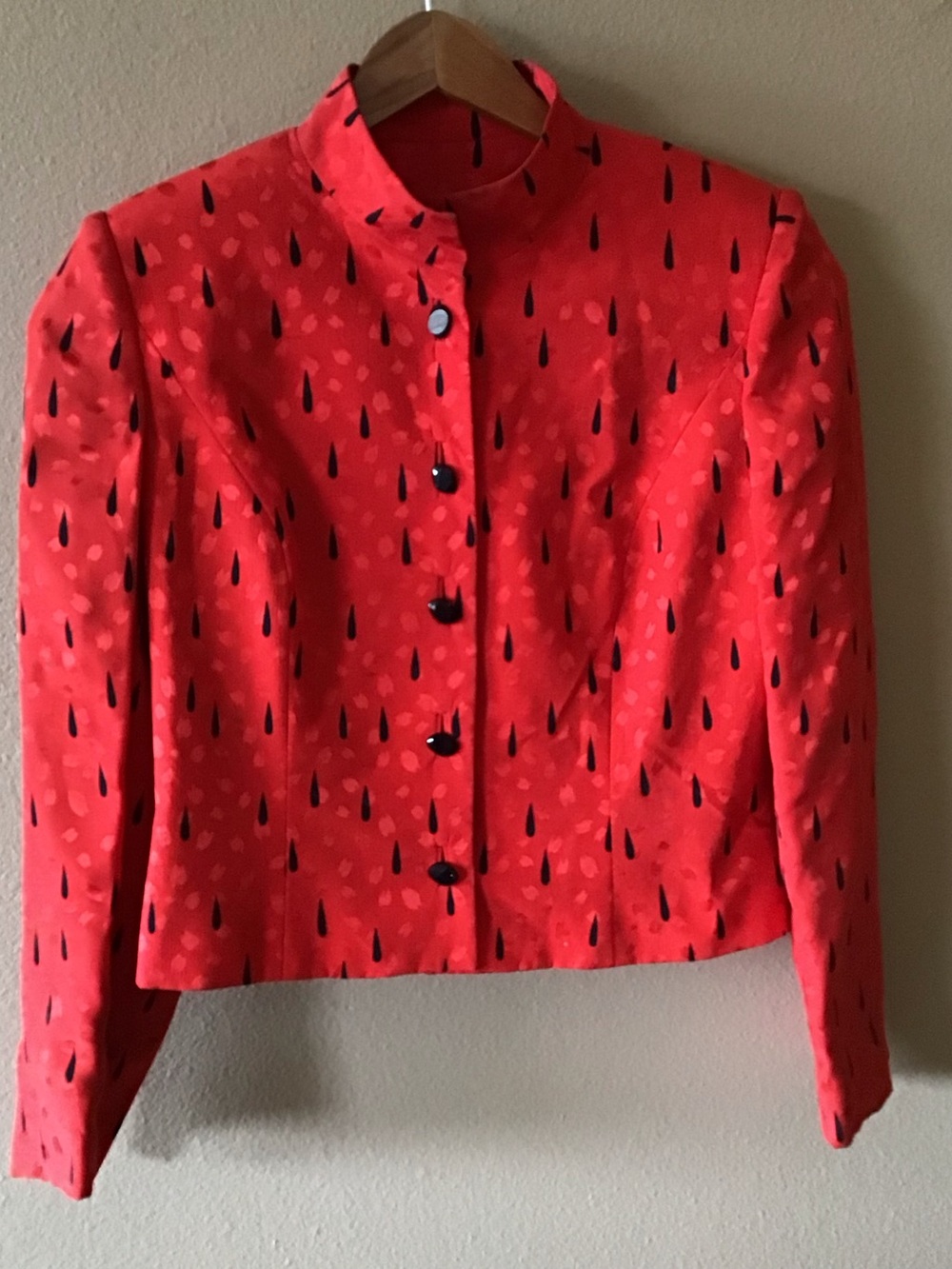 Vintage David Hayes 100% Silk Red & Black Cropped Blazer Size 6